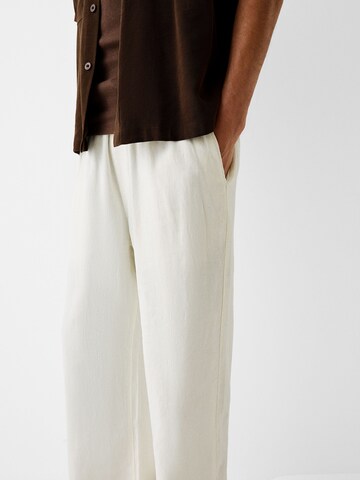 Loosefit Pantalon Bershka en blanc