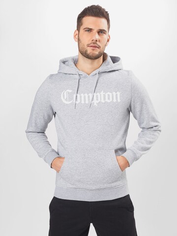 MT Men Sweatshirt in Grijs: voorkant