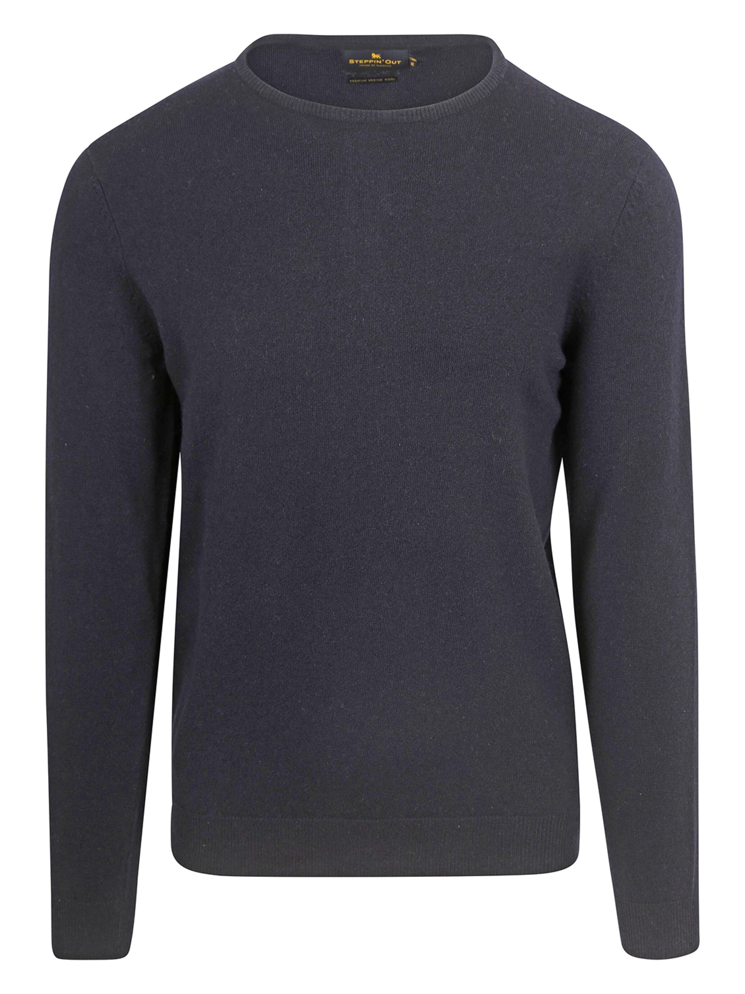 Steppin' out Sweater in Blue: front