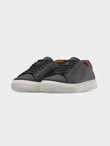 CALL IT SPRING Sneakers laag 'TRABUCO' in Zwart