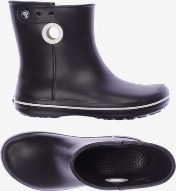Crocs Dress Boots in 39 in Black: front