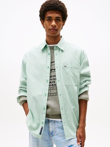 Tommy Jeans Regular Fit Hemd in Grün: Vorderseite