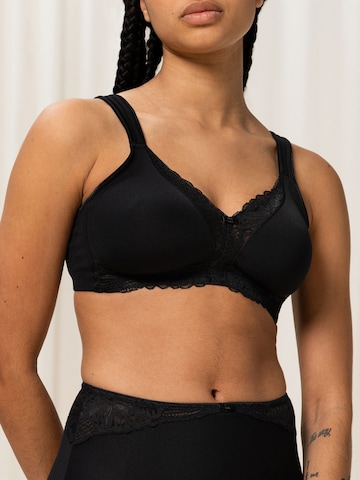 TRIUMPH T-shirt Bra ' Modern Lace+Cotton ' in Black