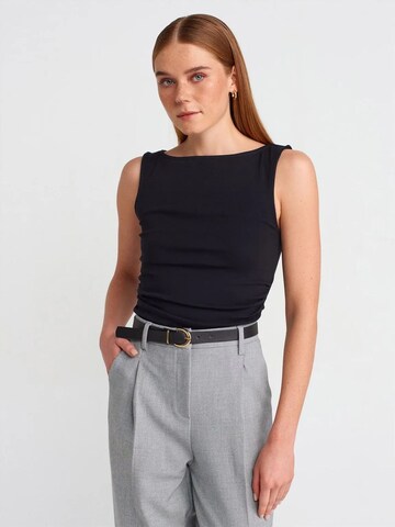 Dilvin Blouse 'Blusen' in Black: front