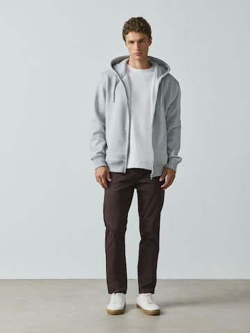 Next Úzky strih Chino nohavice - Fialová