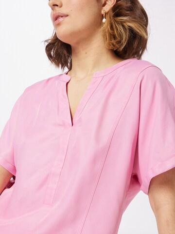 COMMA Bluse i rosa