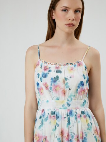 Influencer - Vestido de verão 'Trimmed' em branco