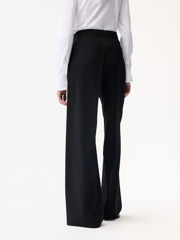 adl Loosefit Pantalon in Zwart