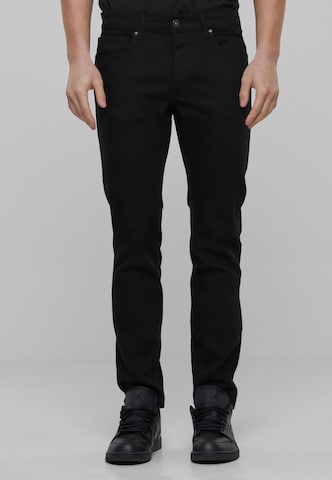 2Y Premium Tapered Jeans in Schwarz: predná strana