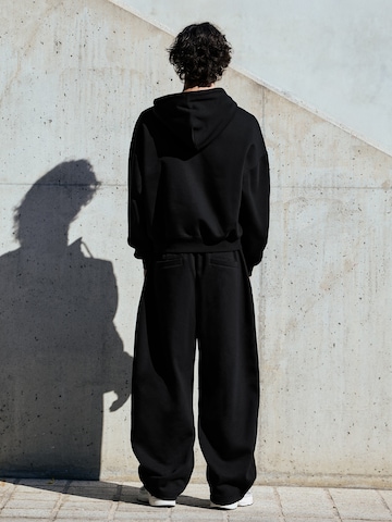 Barrel Pantalon Bershka en noir