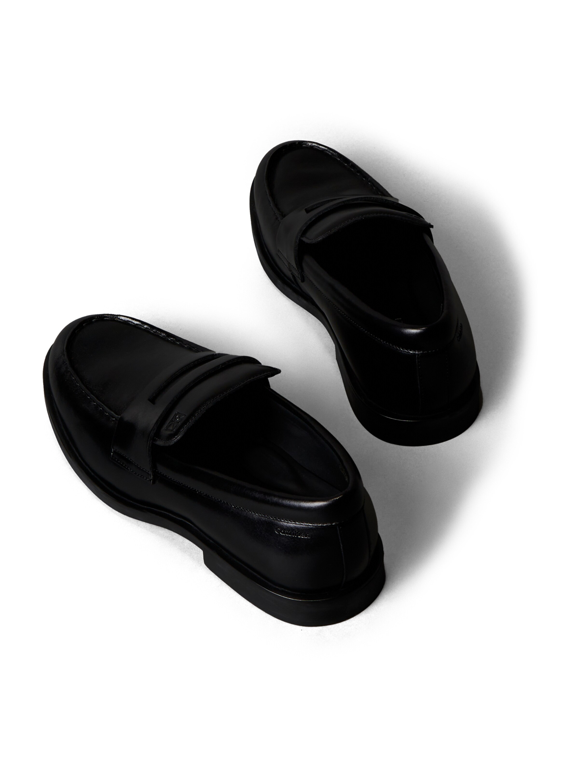 Calvin Klein Мокасини в черно