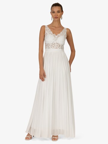 Kraimod Evening Dress in White: front