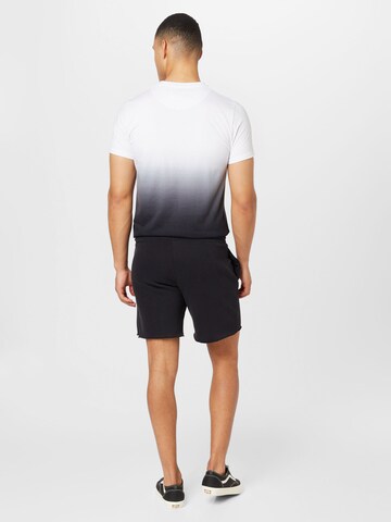 Regular Pantaloni de la HOLLISTER pe negru
