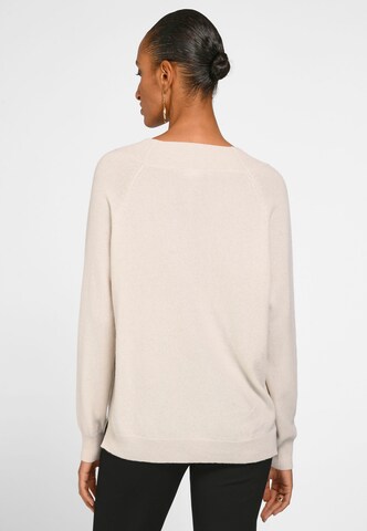 include Pullover in Beige