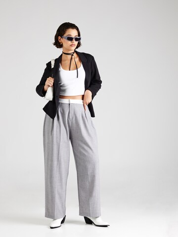 Vero Moda Curve Bleiseri 'VMJulia' värissä musta