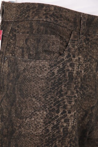 Stooker Jeans in 32-33 x 30 in Brown