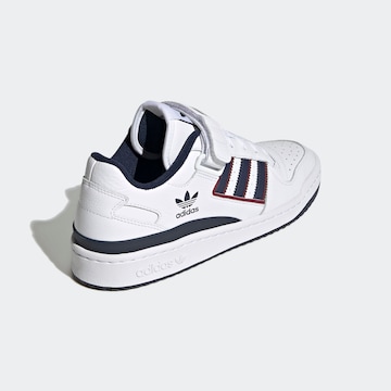 Baskets basses 'Forum' ADIDAS ORIGINALS en blanc