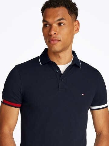 Maglietta di TOMMY HILFIGER in blu