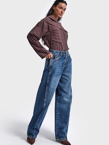 Barrel Jean 'ZIPPER BARREL BALLOON MID RISE JEANS - ROYAL BLUE' IT'S BASIC en bleu