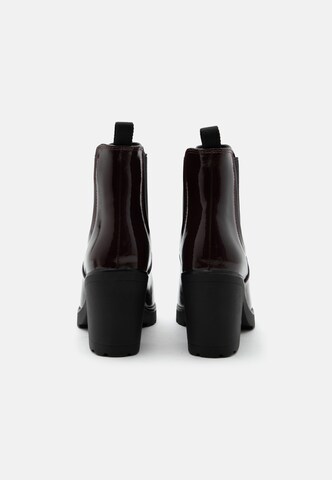 Boots chelsea di MARCO TOZZI in rosso