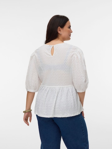 Vero Moda Curve - Blusa 'SIRI' en blanco