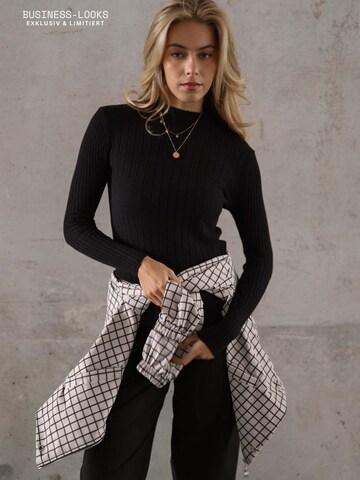 SASSYCLASSY Shirt‌‌‌‌‌‌‌‌‌ in Schwarz