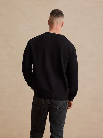 DAN FOX APPAREL Sweater 'Carlo' in Black