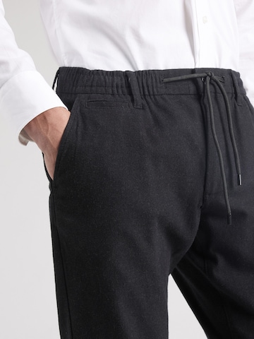 regular Pantaloni chino di s.Oliver in grigio