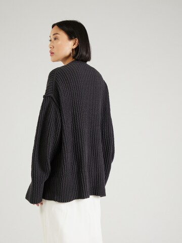 WEEKDAY Pullover 'Rey' in Grau