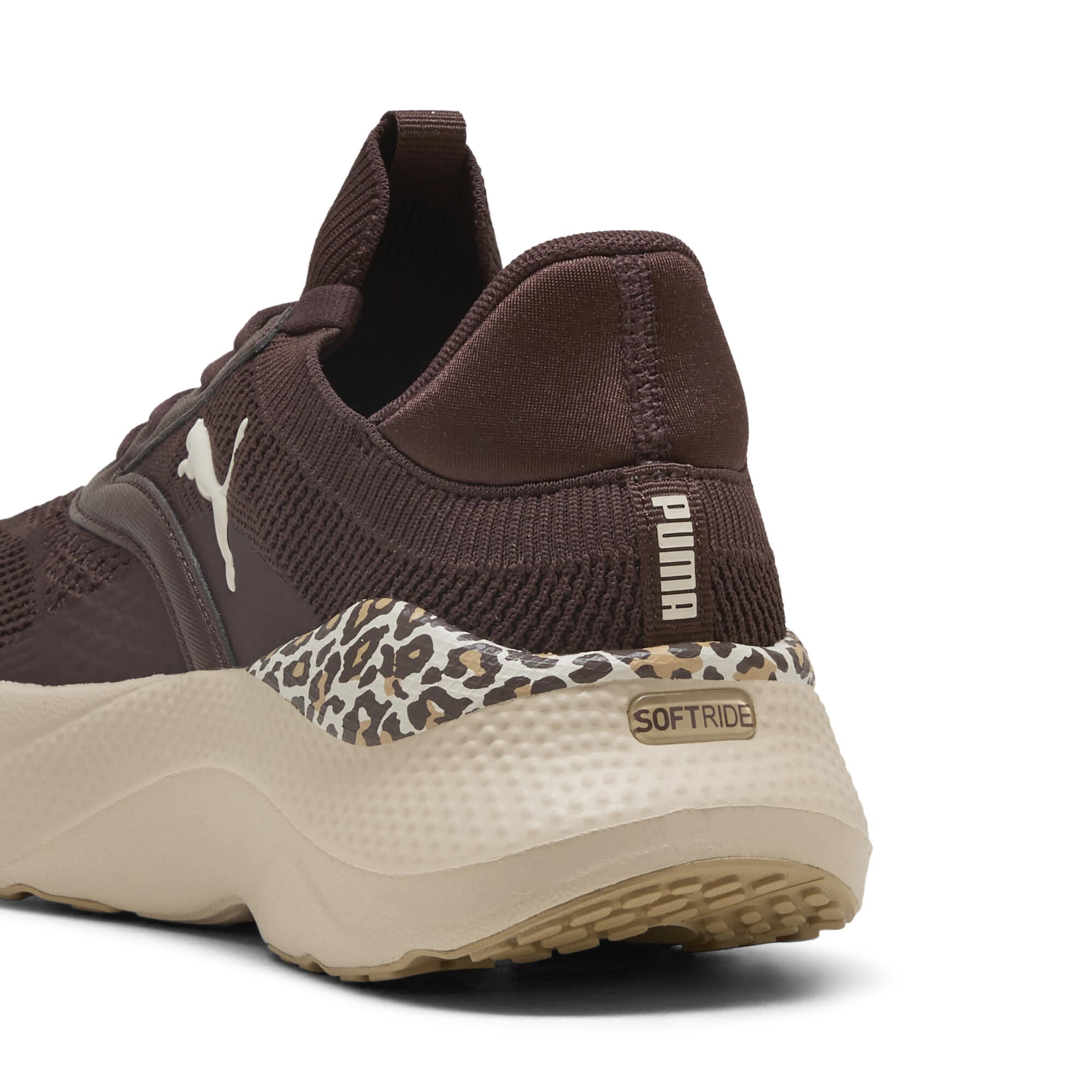 PUMA Loopschoen 'Mayve' in Bruin