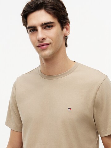 T-Shirt 'ESS SEASONAL' TOMMY HILFIGER en beige