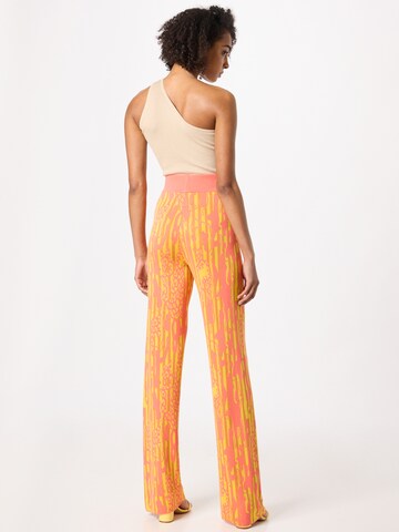 Regular Pantalon 'LULA WOOD' DELICATELOVE en jaune