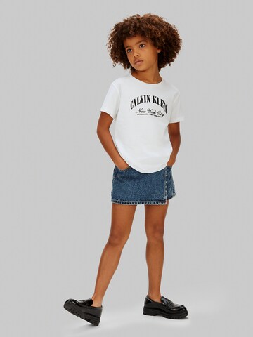 T-Shirt Calvin Klein Jeans en blanc