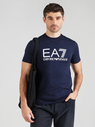 Tricou de la EA7 Emporio Armani pe albastru: față