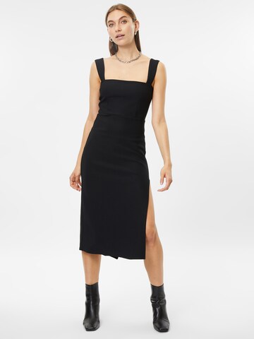 Rochie de la Abercrombie & Fitch pe negru: față