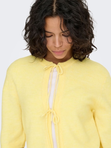 Giacchetta 'ONLSimoni' di ONLY in giallo