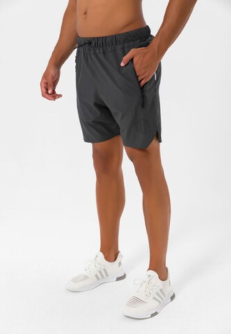 MOROTAI Regularen Športne hlače 'High Performance 3.0' | siva barva