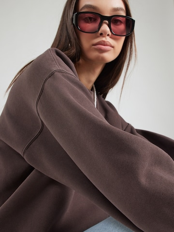 LEVI'S ® Sweatshirt 'VINTAGE' in Brown
