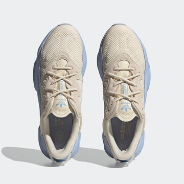 Baskets basses 'Ozweego' ADIDAS ORIGINALS en beige