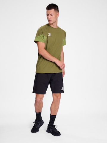 T-Shirt fonctionnel 'Travel' Hummel en vert