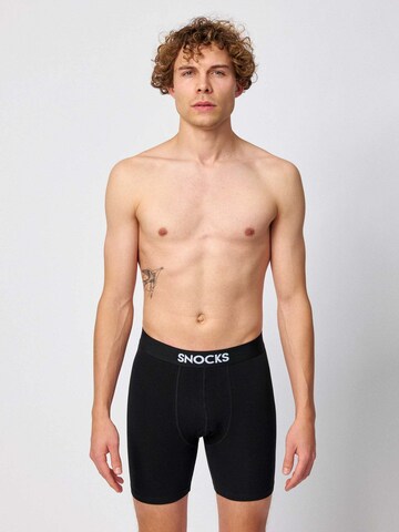 SNOCKS Boxer shorts in Black: front