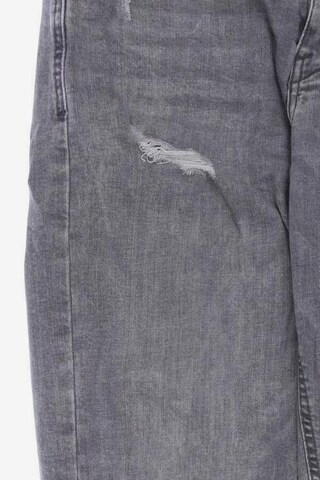Reserved Jeans in 27-28 in Grey