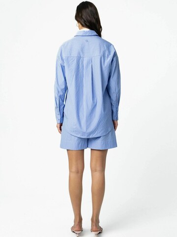 Coster Copenhagen - Blusa 'Harper' en azul
