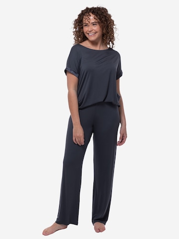 Mey Pyjama 'Pure Chic'‌‌‌‌‌ in Grau