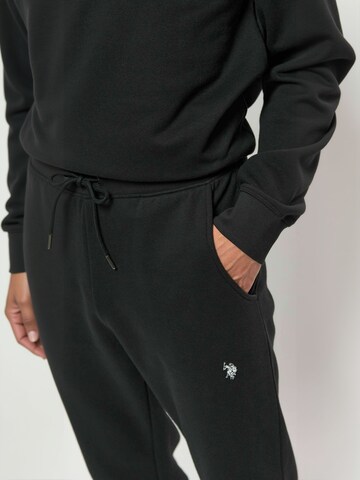 Regular Pantaloni ' UMGeorge ' de la U.S. POLO ASSN. pe negru