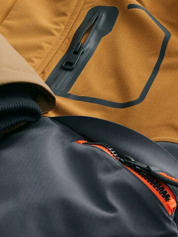 Next Funktionsjacke in Braun