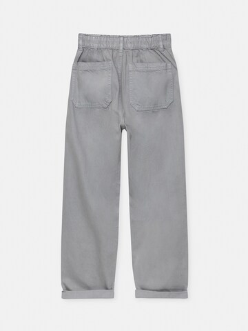 Pull&Bear Loosefit Hose in Grau