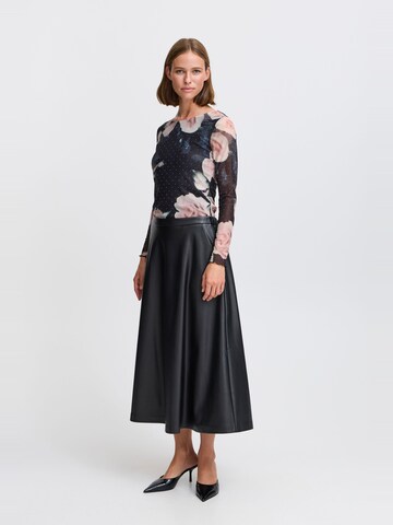 T-shirt 'Umara' b.young en noir