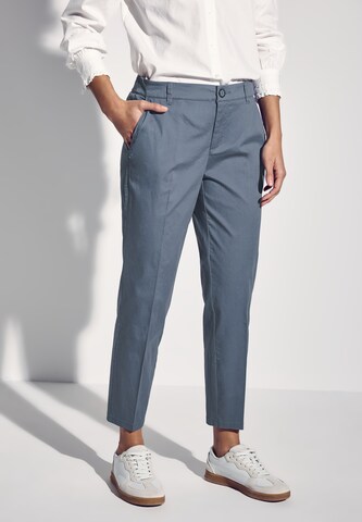 STREET ONE Regular Pleated Pants in Blue: front