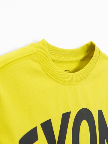 Cool Club - Sweatshirt em amarelo